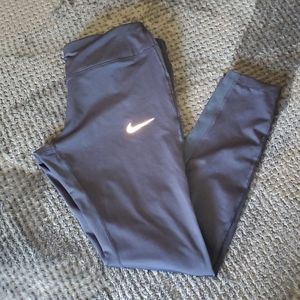 Nike leggings